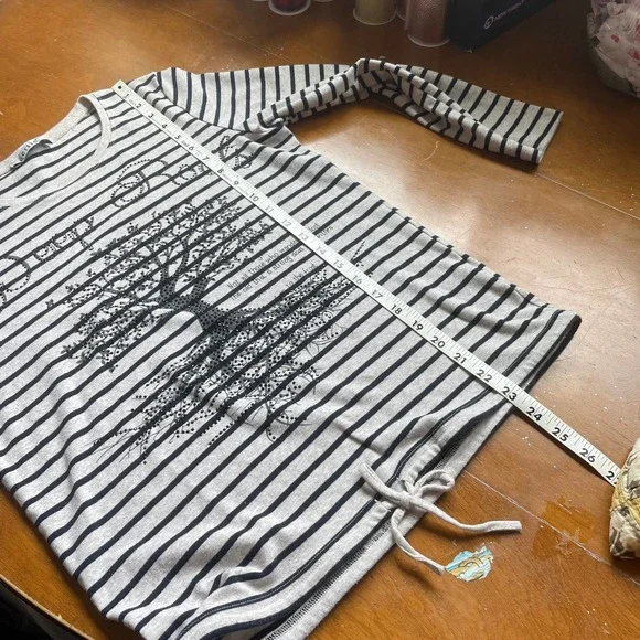 Blouse M Gertie Tan Navy Blue Striped Rhinestone Detail 3/4 Sleeve Cotton Shirt - Picture 4 of 8